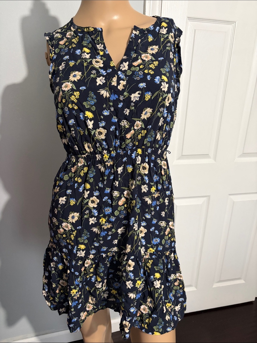 LOFT Navy Floral Sleeveless Ruffle-Hem Dress
